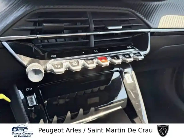 Peugeot 2008 puretech 100 s&amp;s bvm6 — photo 15