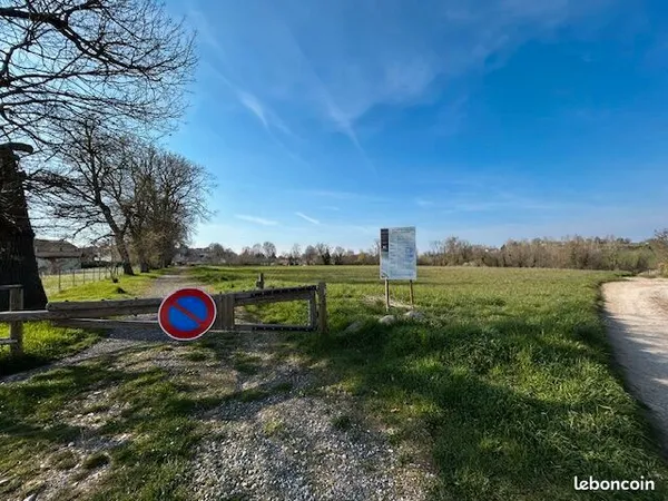 Terrain 443 m² Rochetoirin