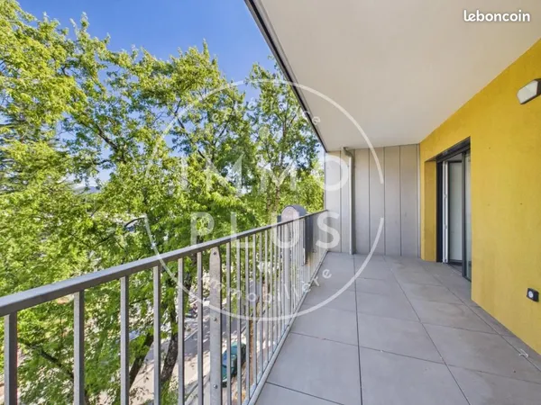 Appartement 4 pièces 84 m²