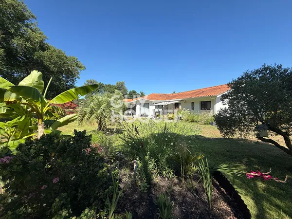 Belle maison contemporaine de 147 m2 avec terrain de 1664 m2