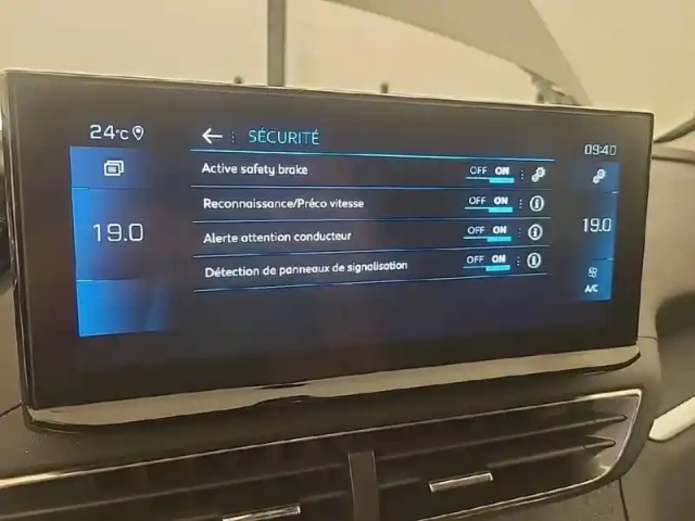 Peugeot 3008 puretech 130ch s&amp;s eat8 — photo 45