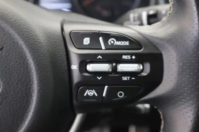 Kia Stonic 1.0 t-gdi 120 ch mhev dct7 — photo 30