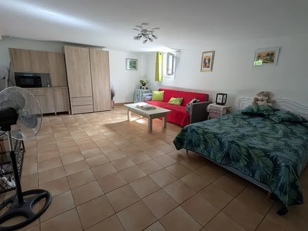 GRAND STUDIO MEUBLE