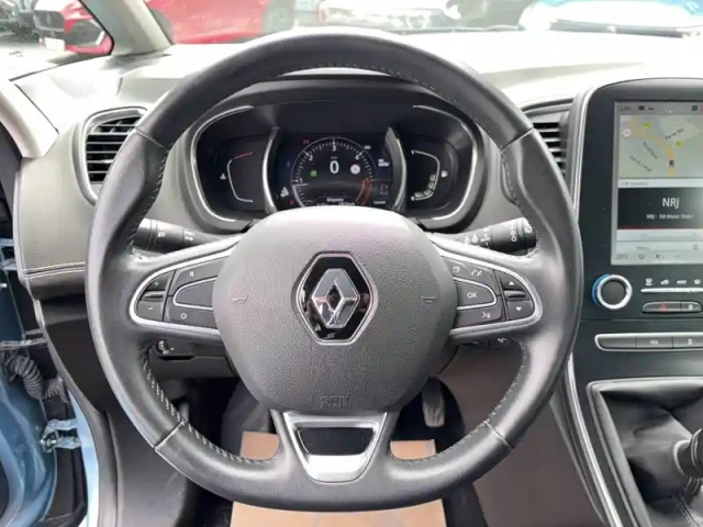Renault Scenic blue dci 120 — photo 24