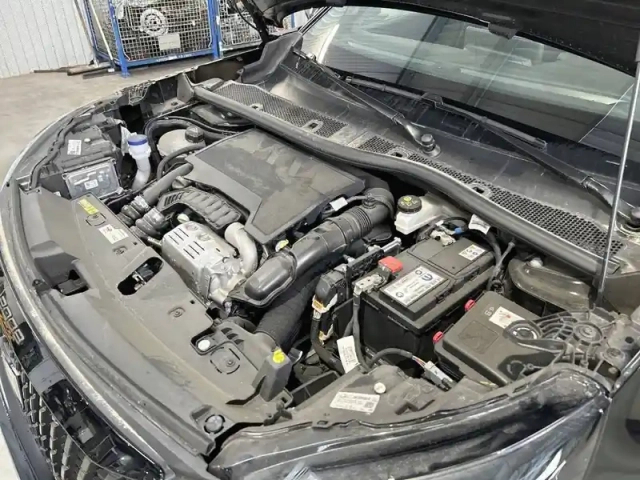 Peugeot 2008 puretech 130 s&amp;s eat8 — photo 22