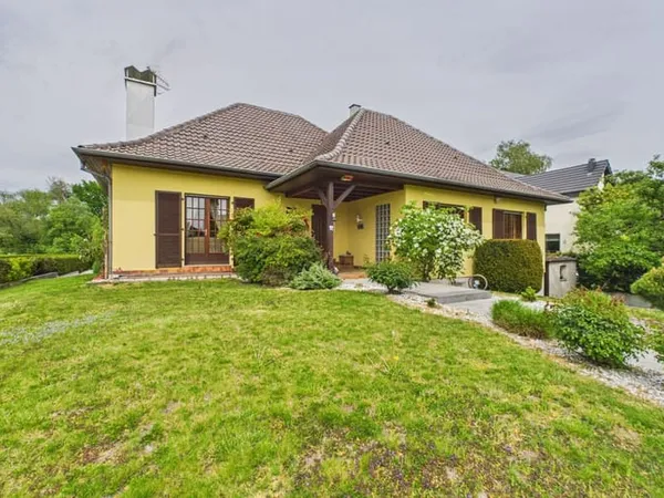 Maison 5 pièces 252 m²