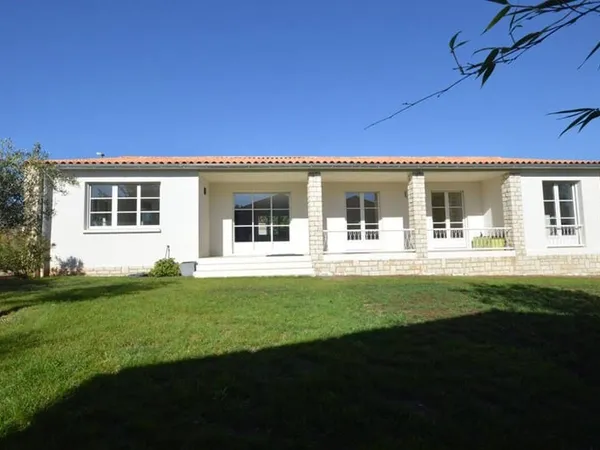 Maison 7 pièces 140 m²