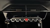 Peugeot 2008 1.2 Hybrid 145ch Style e-DCS6 — photo 26