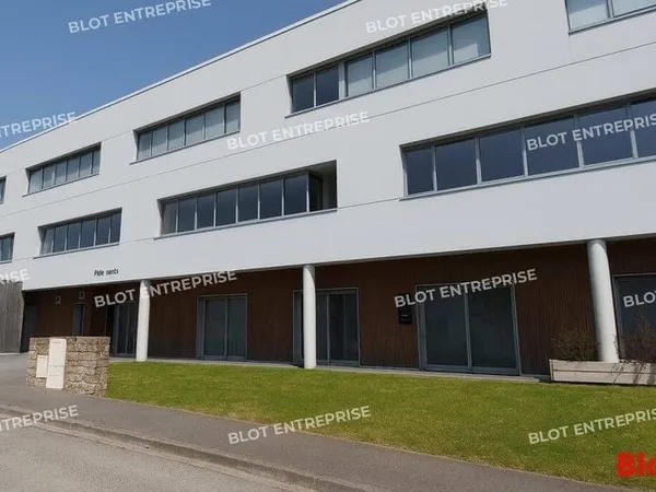 Bureaux 157 m²