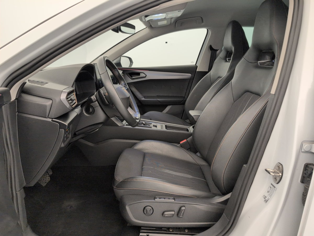 Cupra Leon — photo 16