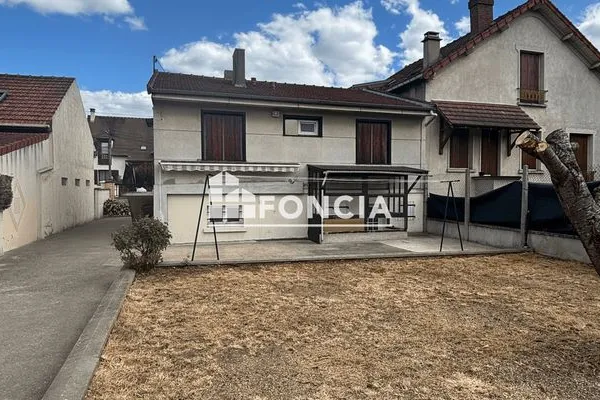 Maison 3 pièces 90 m²