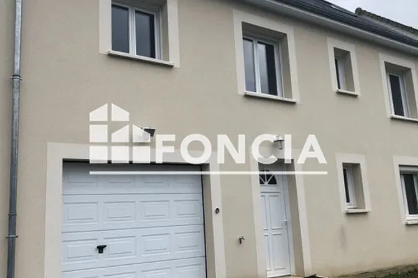 Maison Location Bléré 5p 102m² 995€