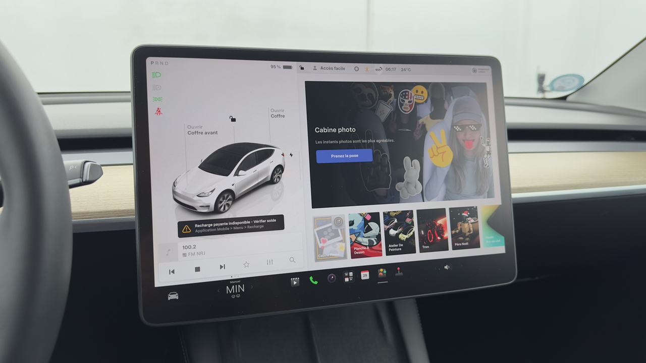 Tesla MODEL Y Standard RWD — photo 28