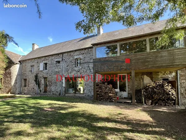 Maison 10 pièces 230 m²