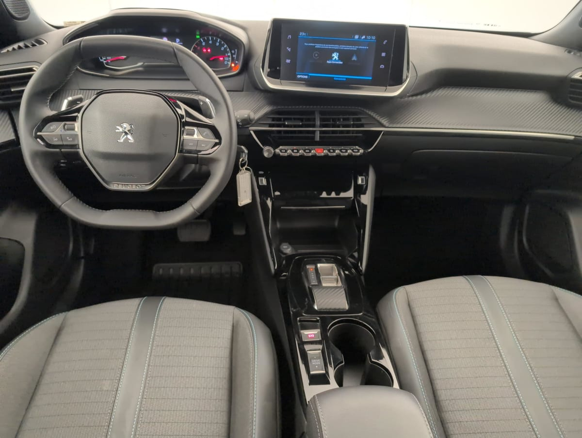 Peugeot 2008 — photo 13