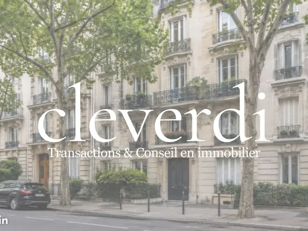Paris 16e - Appartement comme une maison de 216 m² avec 80 m² de jardin et terrasse