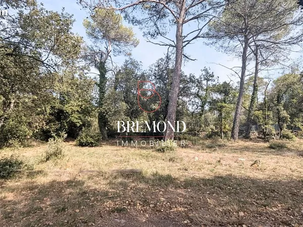 Terrain 800 m² GAREOULT
