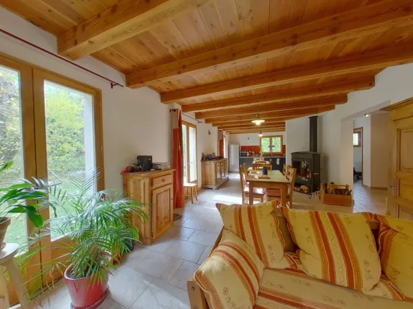 Maison 5 pièces 160 m²