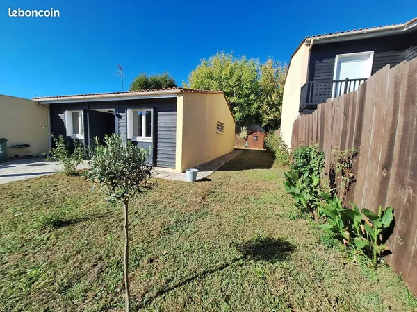 Maison de plain-pied de 70 m² avec garage et terrain de 379 m² - MERIGNAC quartier Beutre