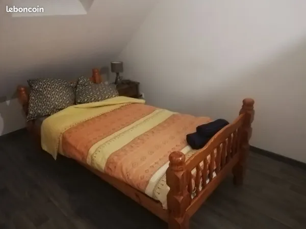 Chambre meublé