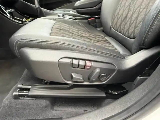 Bmw X1 xdrive25ea 220ch xline 6cv — photo 9