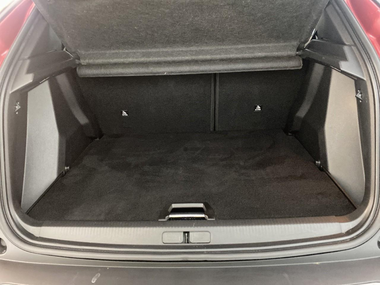 Peugeot 2008 hybrid 145 ch e-dcs6 allure — photo 6