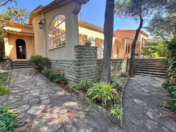 Maison 4 pièces 174 m²