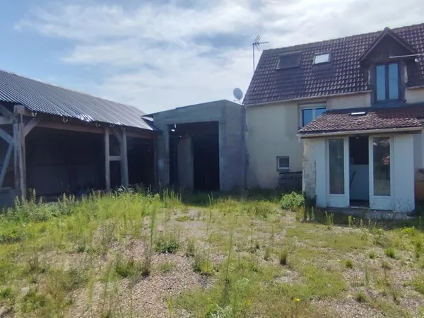 Maison proche bourg de Chaulgnes