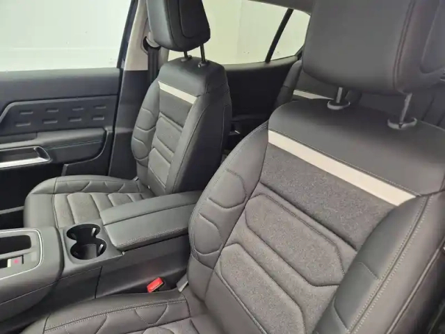 Citroën C5 Aircross hybride 145 e-dcs6 — photo 9