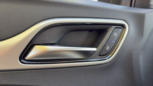 MG ZS 1.0 T-GDi 111 2WD BVA - Luxury – 2022 – 21393 km – Essence – Boîte Automatique — photo 13