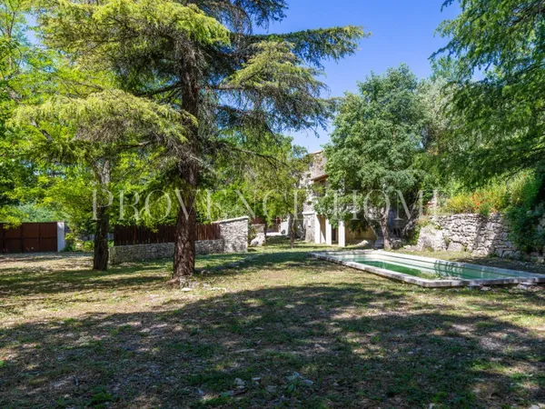Maison 7 pièces 200 m²