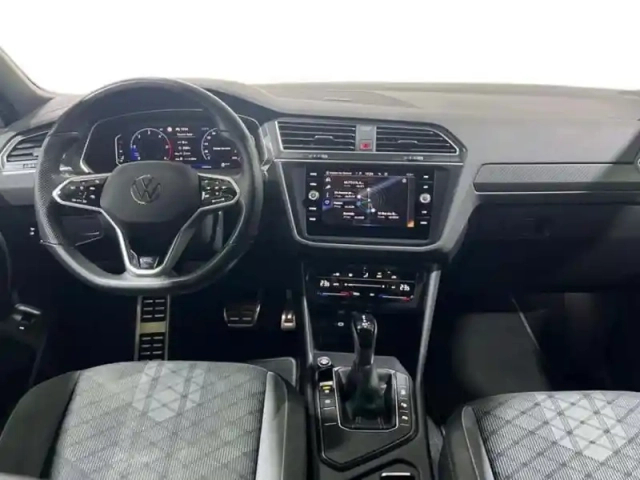 Volkswagen Tiguan 2.0 tdi 150ch dsg7 r-line — photo 8