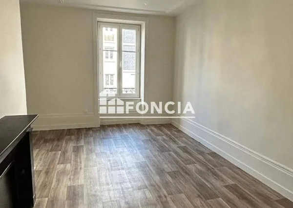Appartement 3 pièces 77 m²