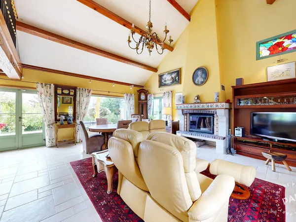 Maison 5 pièces 254 m²