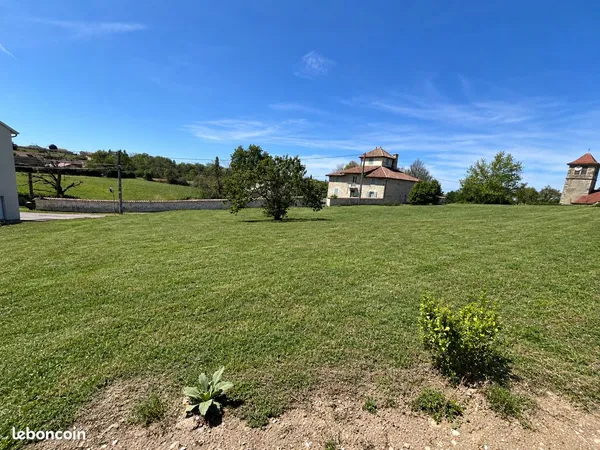 Terrain 580 m² Saint-Savin