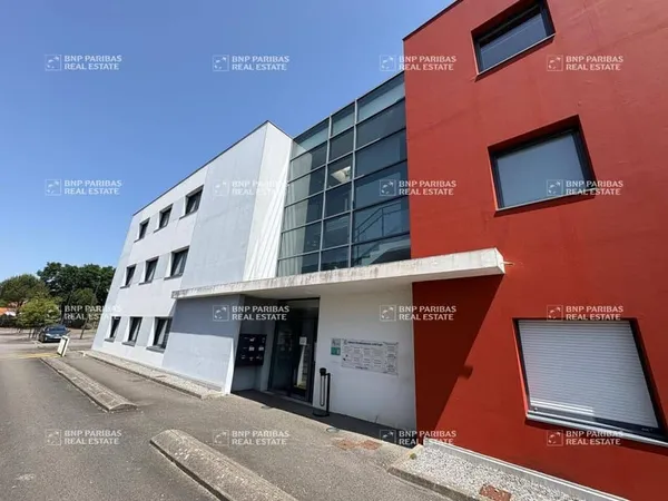 Bureaux 172 m²