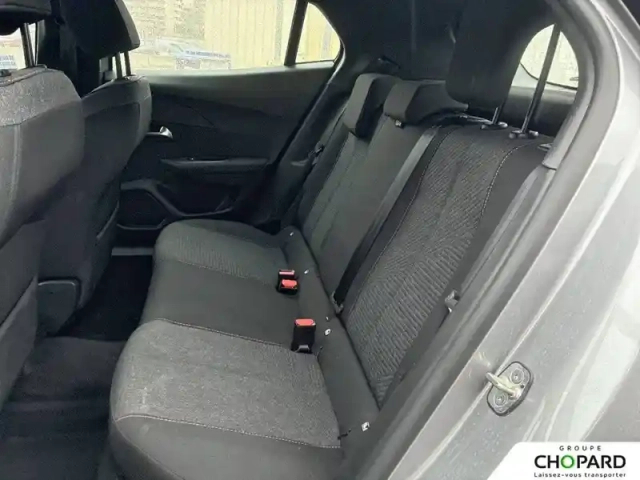 Peugeot 2008 hybrid 136 e-dcs6 — photo 45