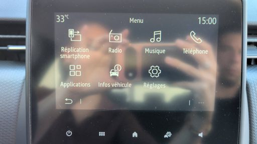 Renault Clio 1.0 TCe 100 - Zen – 2019 – 103769 km – Essence – Boîte Manuelle — photo 25