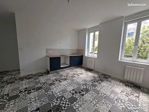 Pour personne serieuse recherchant un immeuble refait à neuf, rentable et sans travaux