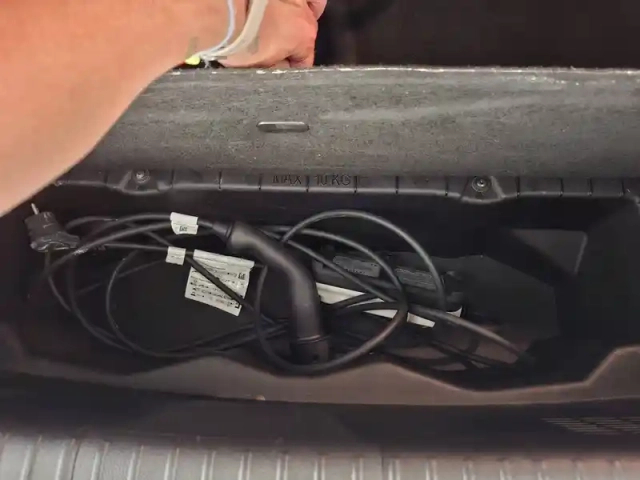 Renault Megane e-tech ev60 130ch optimum charge — photo 23