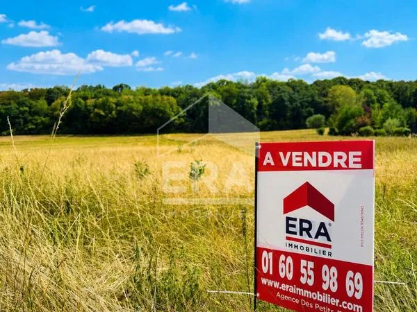 Terrain 668 m² FAY LES NEMOURS