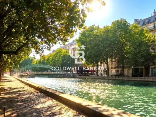 Canal Saint-Martin - 4 chambres et parking sur jardin