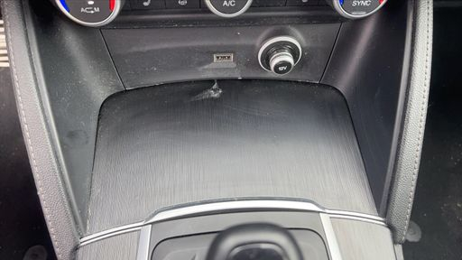 Alfa Romeo Stelvio 2.2 190 EAT8 - Executive – 2018 – 136264 km – Diesel – Boîte Automatique — photo 28