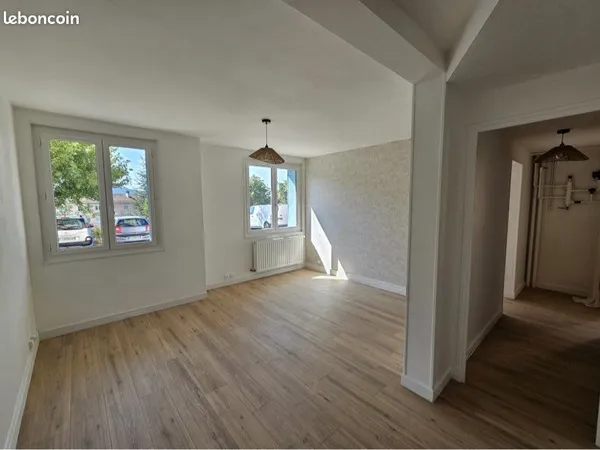 Location T3 Rénové Rez de chaussée