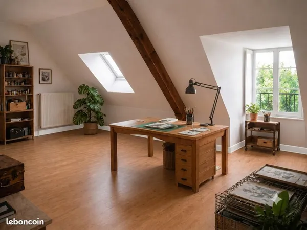 Bureau indépendant de 20 m² dans un château - à 3km de Blois