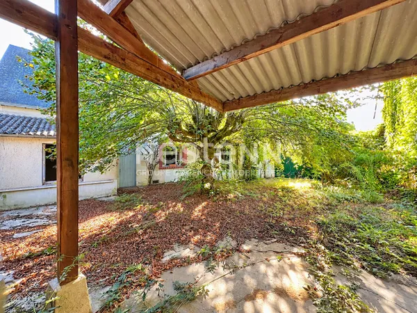 RARE À CONTRES - 227 m², 6 chambres, grange et énorme potentiel à 2 min du centre !