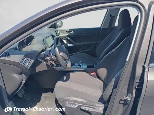 Peugeot 308 puretech 130ch s&amp;s eat8 allure pack — photo 9