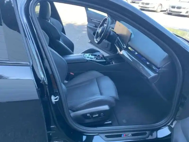 Bmw Serie 5 m5 touring 4.4 v8 phev 727ch (585+197) — photo 13