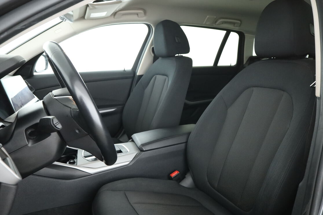 BMW Série 3 Touring 320d xDrive Lounge BVA8 — photo 9