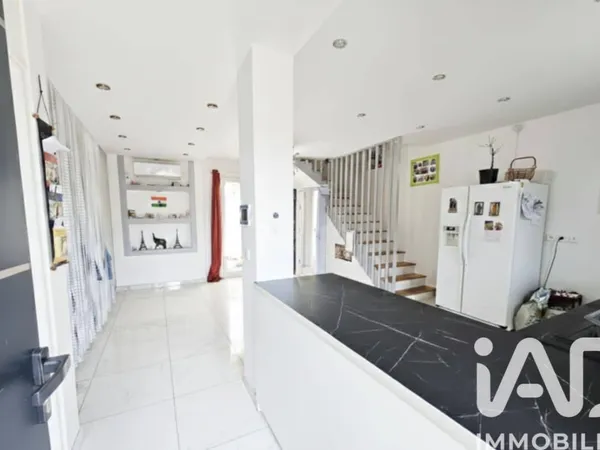 Maison 4 pièces 125 m²
